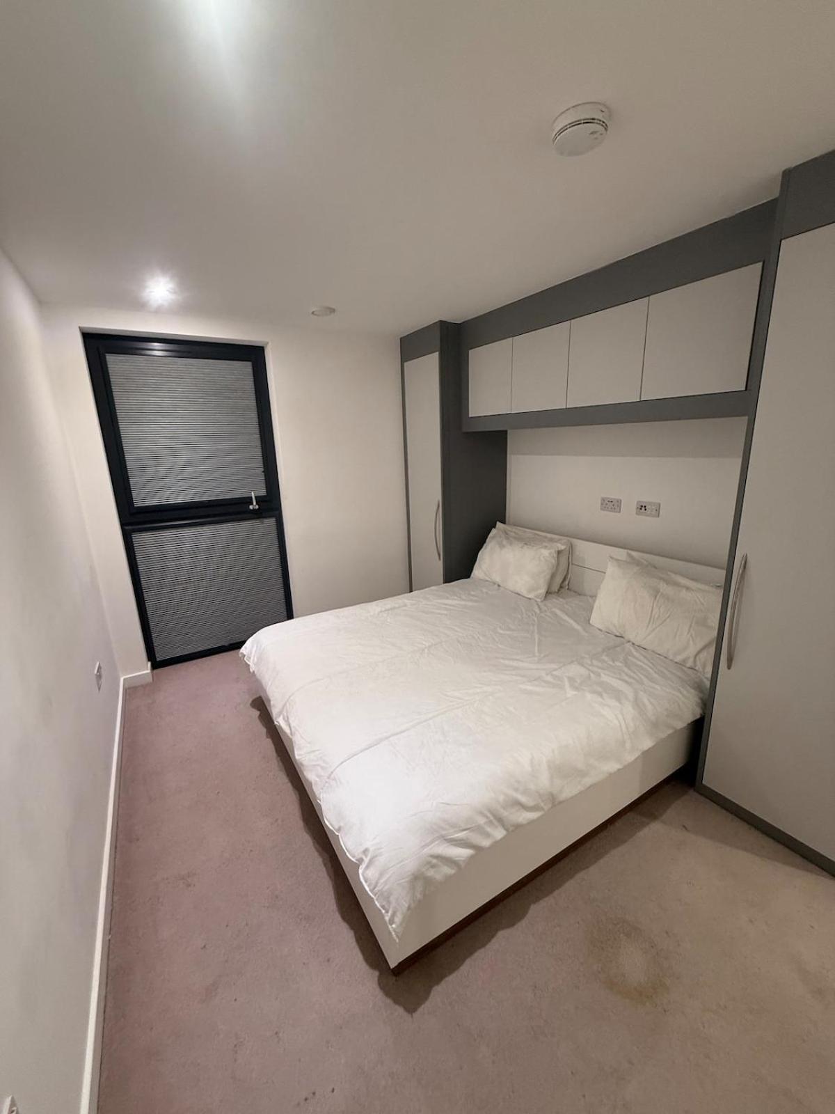 New 2 Bed Apartment Greenwich لندن المظهر الخارجي الصورة